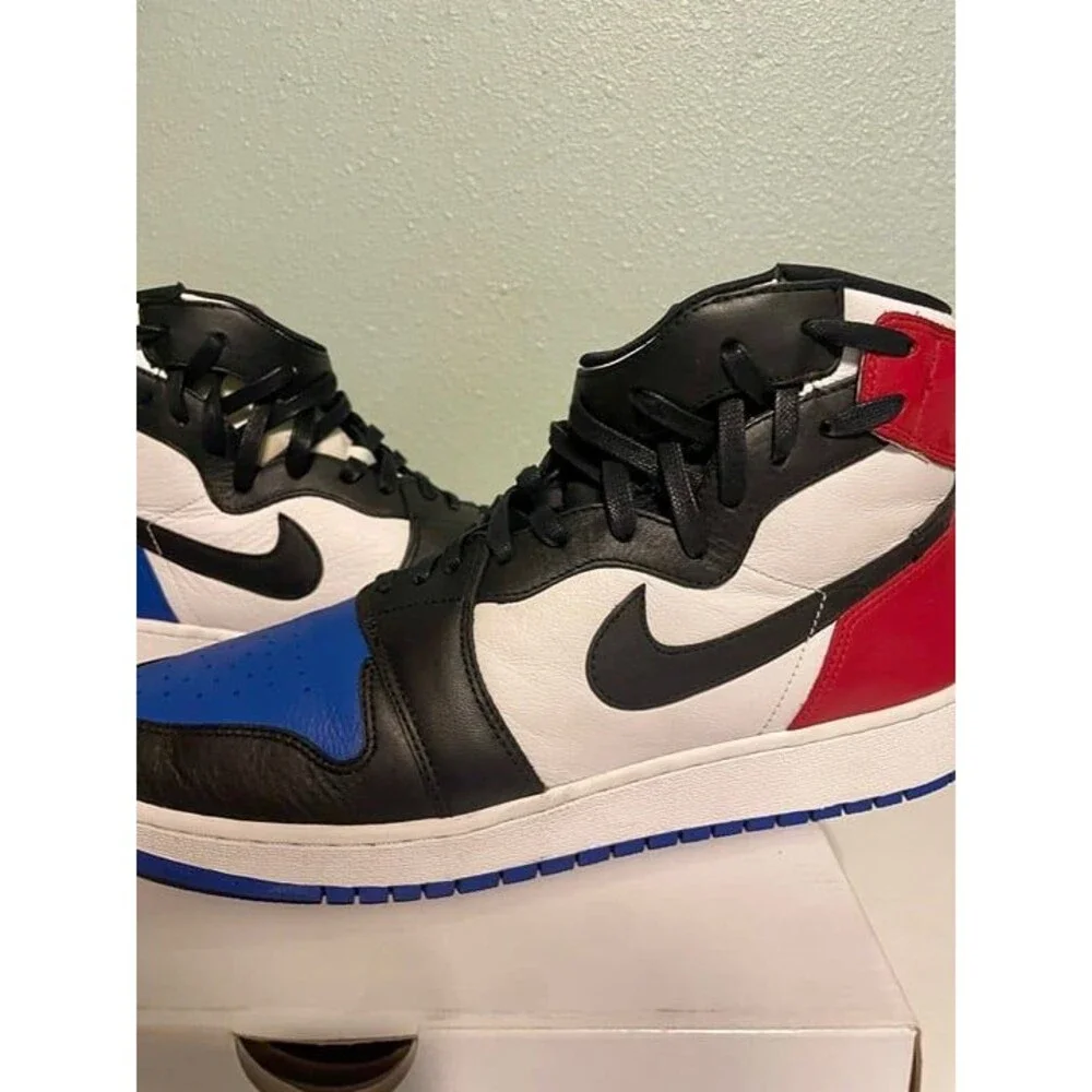 Jordan 1 Rebel size 12 Women's 12 Men's 10.5 Shoes Used